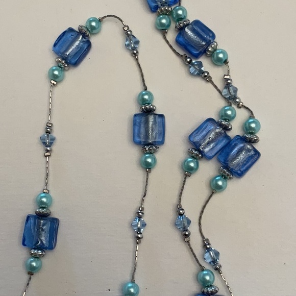 NWOT Blue Glass Stone Necklace - Picture 7 of 7